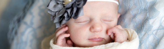 Nigl Lifestyle In-Home Newborn Family Portraits
