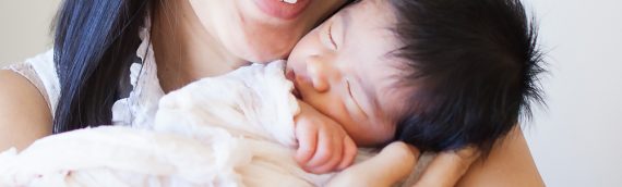 Suthrave Newborn Family Portraits on location (in-home) | Virginia Newborn Photographer