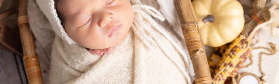 Newborn & Maternity Studio Experience in Chantilly, VA (20151)